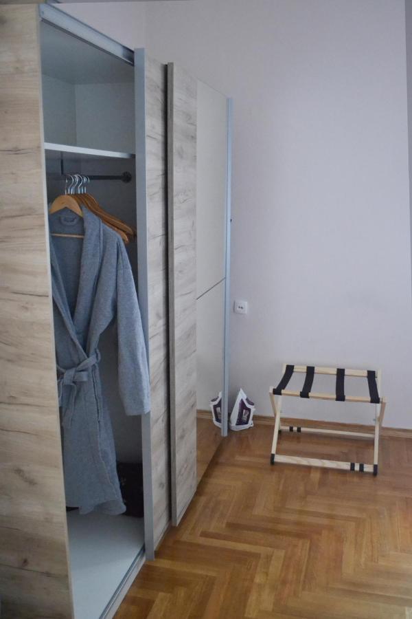 Nicola'S Apartment Novi Sad Luaran gambar